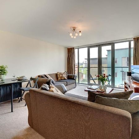 Stephenson Sleepers Apartments - By Week2Week Gateshead Dış mekan fotoğraf